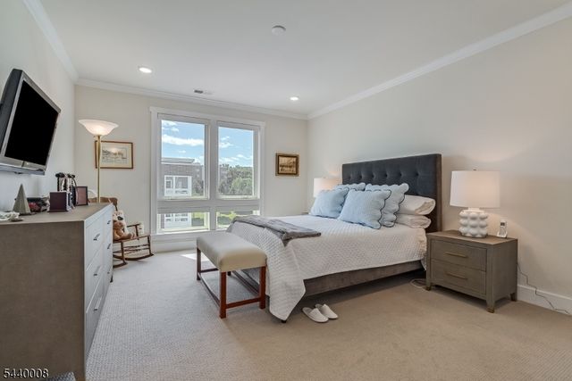 3 Vanderbilt Blvd 402, Florham Park Boro, NJ 07932