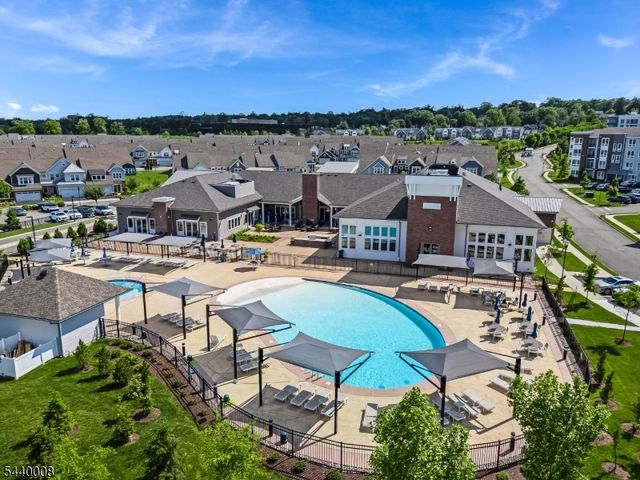 3 Vanderbilt Blvd 402, Florham Park Boro, NJ 07932