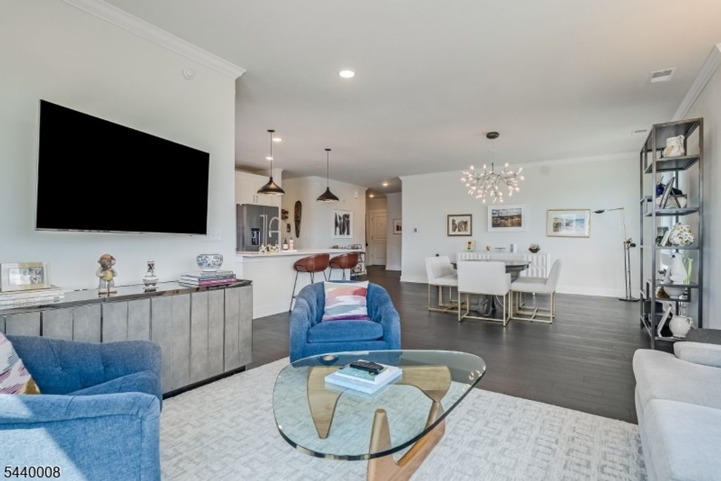 3 Vanderbilt Blvd 402, Florham Park Boro, NJ 07932 — photo 2