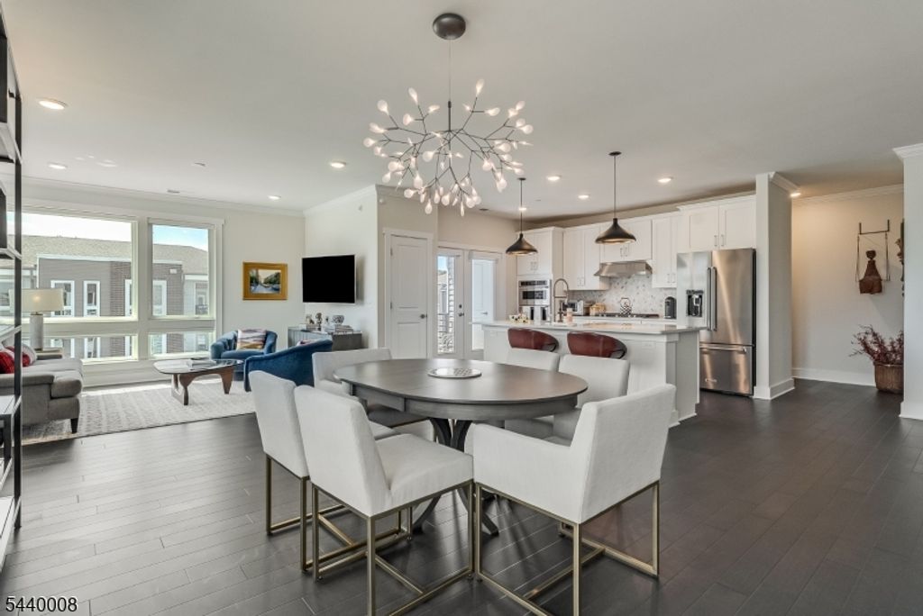 3 Vanderbilt Blvd 402, Florham Park Boro, NJ 07932 — photo 5