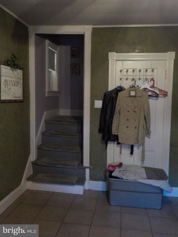 30 S PEACE ALY, Elizabethtown, PA 17022