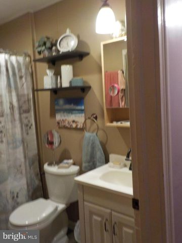 30 S PEACE ALY, Elizabethtown, PA 17022