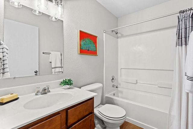 11328 Ashbrook DR, Manchaca, TX 78652