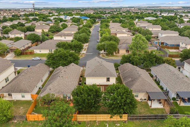 11328 Ashbrook DR, Manchaca, TX 78652