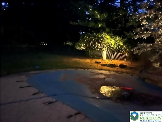 1724 Park Lane, Upper Macungie Twp, PA 18069