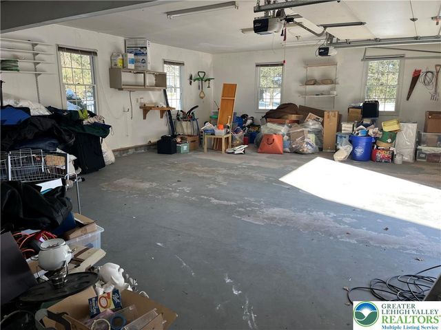 1724 Park Lane, Upper Macungie Twp, PA 18069