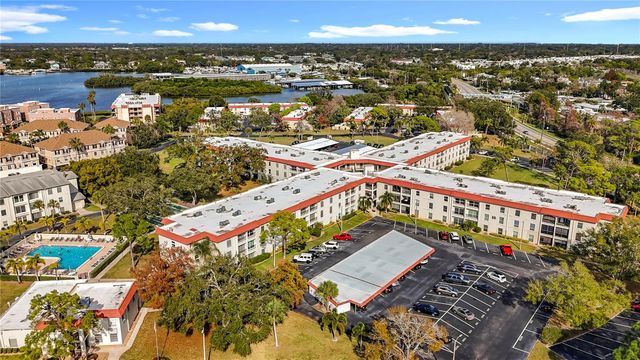 2700 BAYSHORE BOULEVARD 1207, Dunedin, FL 34698