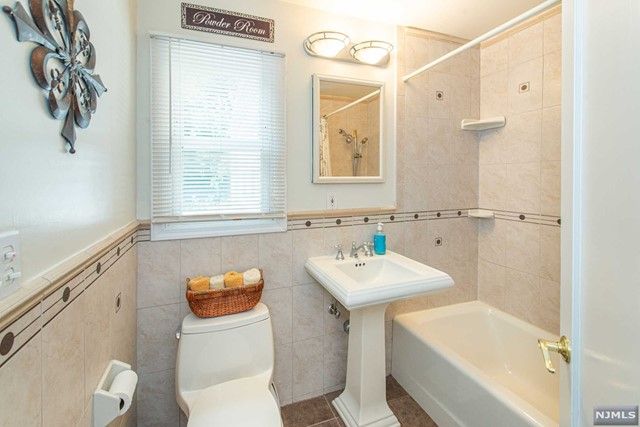 147 Linden Road, Wayne, NJ 07470