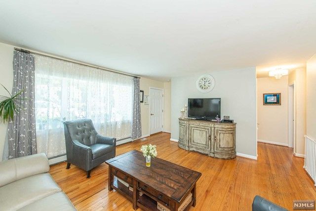 147 Linden Road, Wayne, NJ 07470