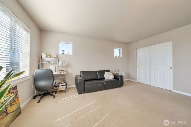 37519 32nd Place S, Auburn, WA 98001