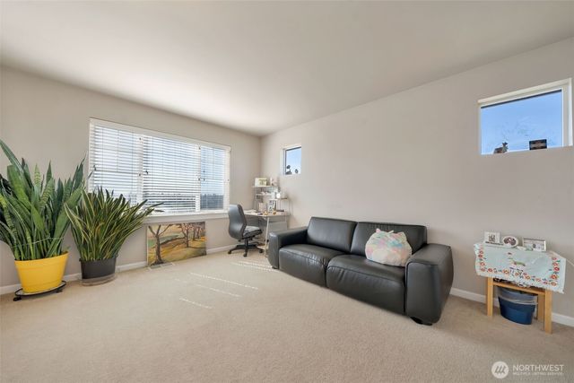 37519 32nd Place S, Auburn, WA 98001