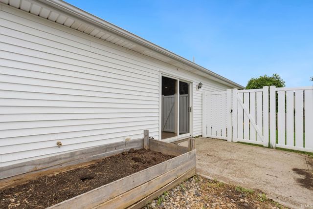 12317 Tumblebrook Lane, Fort Wayne, IN 46818