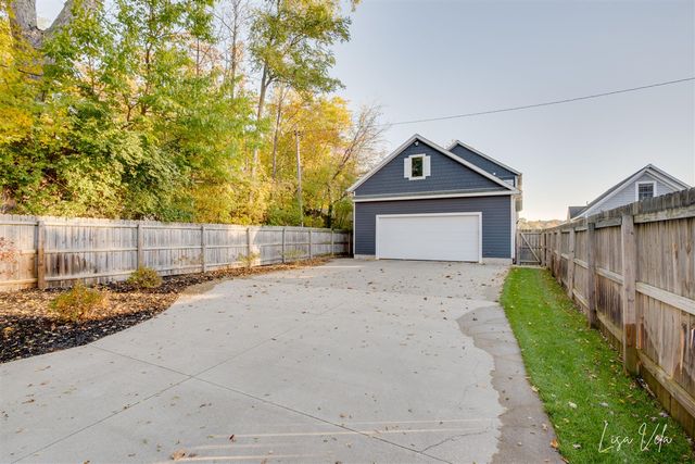447 Lakeshore Boulevard, Norton Shores, MI 49444