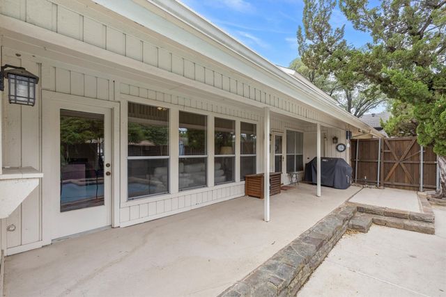 17215 Graystone Drive, Dallas, TX 75248