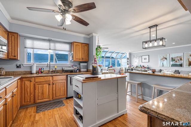 75 Staffordshire Commons Drive 75, Wallingford, CT 06492