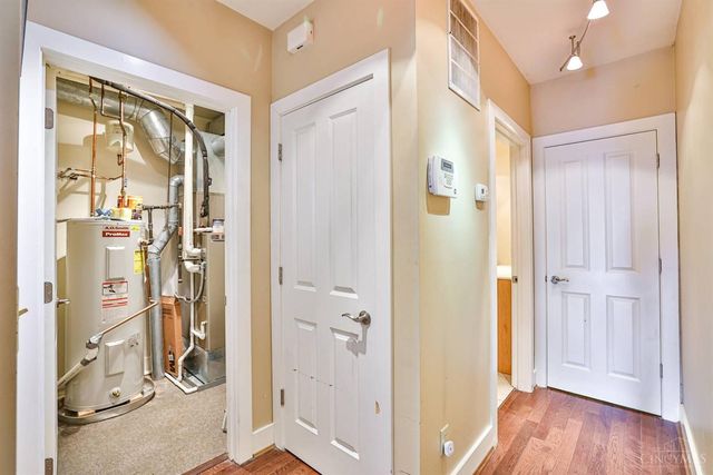 537 Liberty Hill, Cincinnati, OH 45202