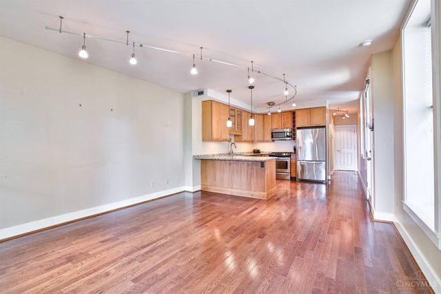 537 Liberty Hill, Cincinnati, OH 45202