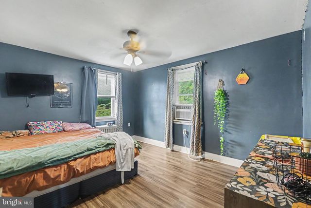 2200 FORSTER ST, Harrisburg, PA 17103
