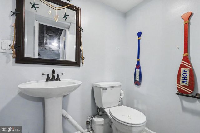 2200 FORSTER ST, Harrisburg, PA 17103