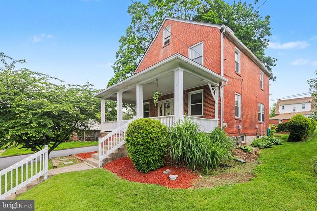 2200 FORSTER ST, Harrisburg, PA 17103
