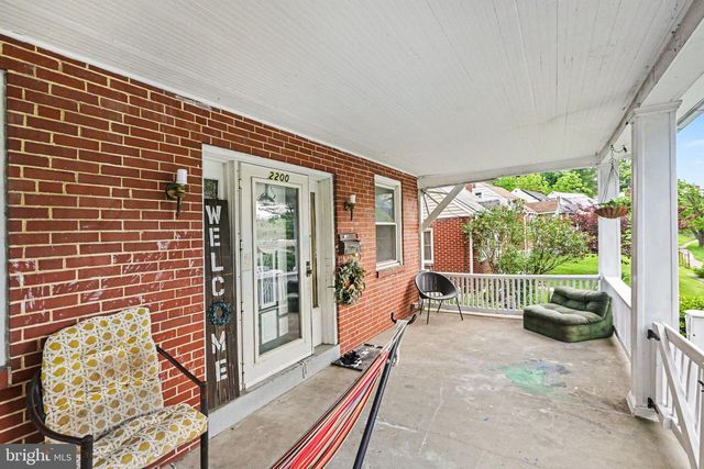 2200 FORSTER ST, Harrisburg, PA 17103
