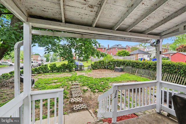 2200 FORSTER ST, Harrisburg, PA 17103