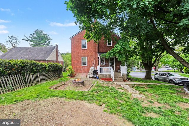 2200 FORSTER ST, Harrisburg, PA 17103