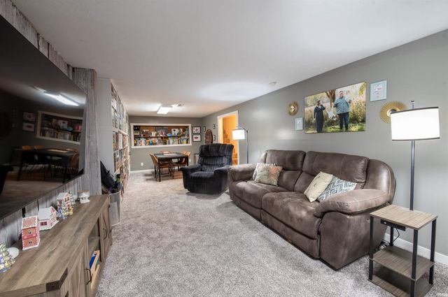 1324 Copeland Street, Warsaw, IN 46580