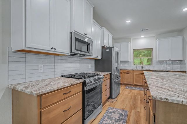 347 Iron Horse Road, New Waverly, TX 77378