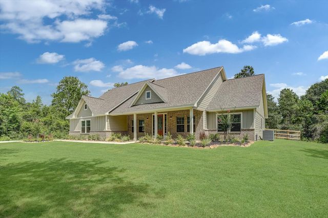 347 Iron Horse Road, New Waverly, TX 77378