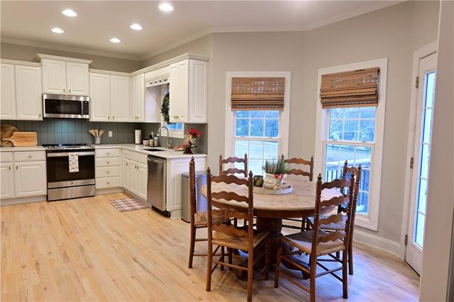 113 Oakhurst NE Terrace, Calhoun, GA 30701