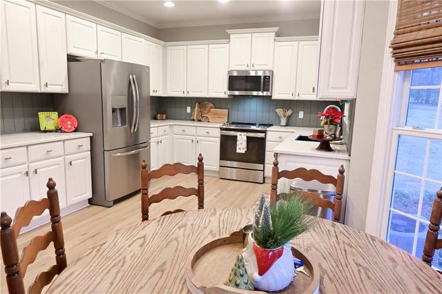 113 Oakhurst NE Terrace, Calhoun, GA 30701