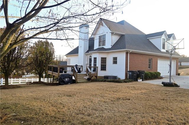 113 Oakhurst NE Terrace, Calhoun, GA 30701