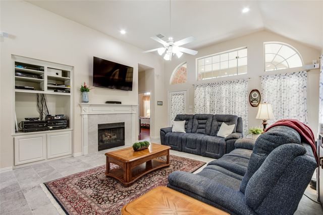 4236 Sharondale Drive, Flower Mound, TX 75022