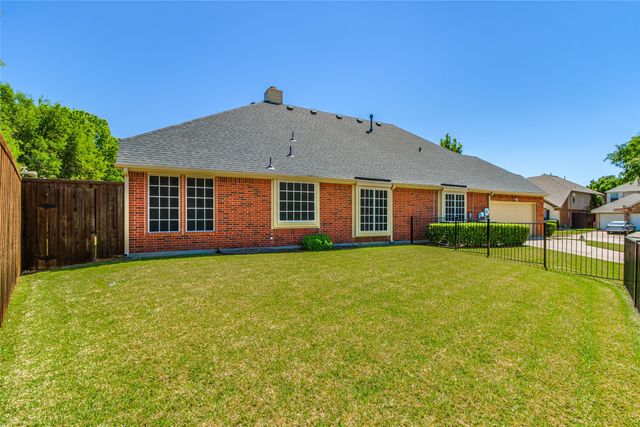 4236 Sharondale Drive, Flower Mound, TX 75022