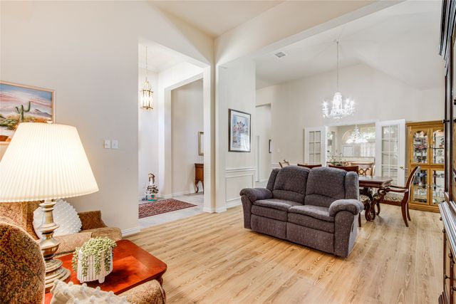 4236 Sharondale Drive, Flower Mound, TX 75022