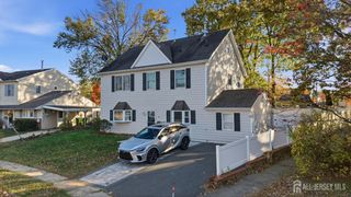 18 Baxter Road, Edison, NJ 08817
