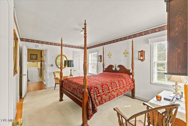 219 East Gilmer Park, Johnson City, TN 37604