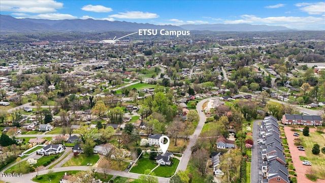 219 East Gilmer Park, Johnson City, TN 37604