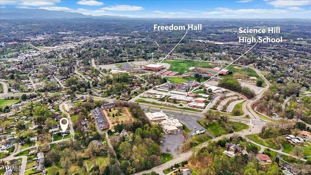 219 East Gilmer Park, Johnson City, TN 37604