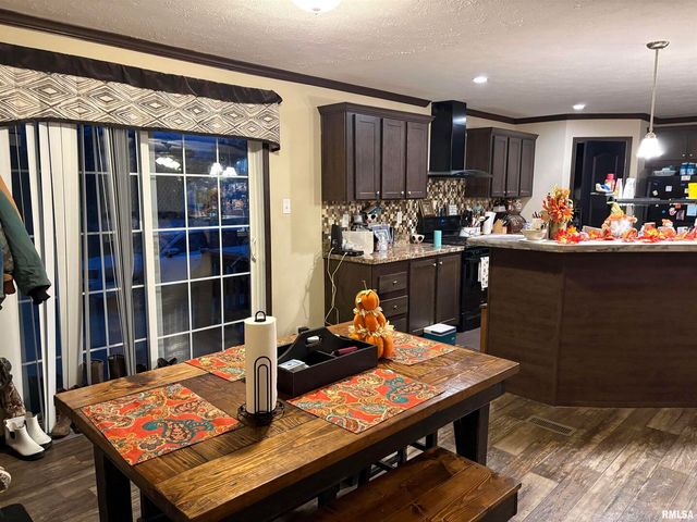 6874 White Walnut Road, Pinckneyville, IL 62274