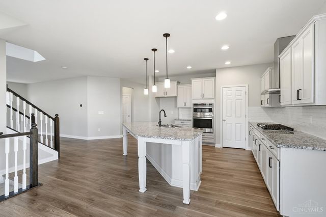 553 Auburn Grove Drive, Morrow, OH 45152