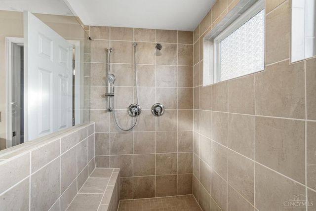 553 Auburn Grove Drive, Morrow, OH 45152