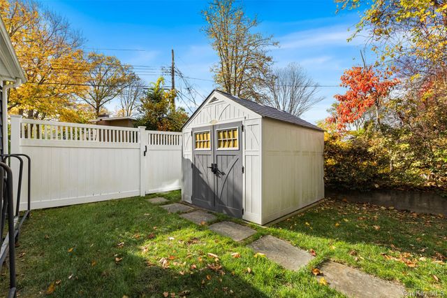 32 Homeside Lane, White Plains, NY 10605