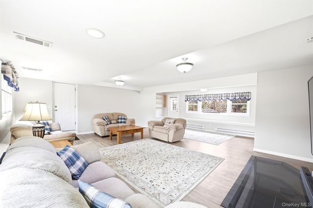 32 Homeside Lane, White Plains, NY 10605