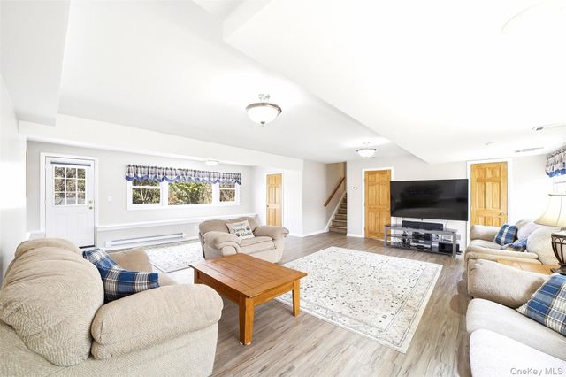 32 Homeside Lane, White Plains, NY 10605