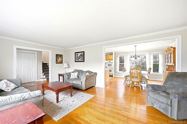 32 Homeside Lane, White Plains, NY 10605