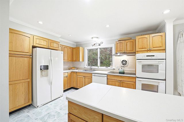 32 Homeside Lane, White Plains, NY 10605