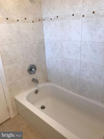 1040 WARBLER, Mclean, VA 22101