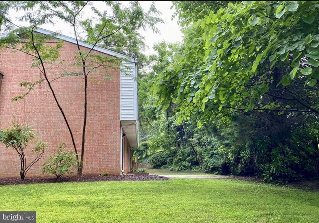 1040 WARBLER, Mclean, VA 22101
